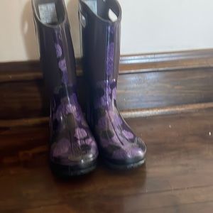 Purple floral bogs boots.